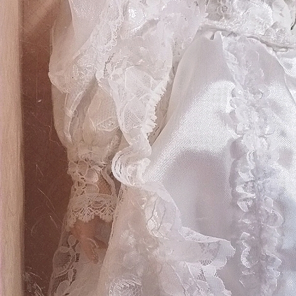 Limited Edition! Soft Expressions Hand Painted Fine Bisque Porcelain Bride Doll - Picture 14 of 15